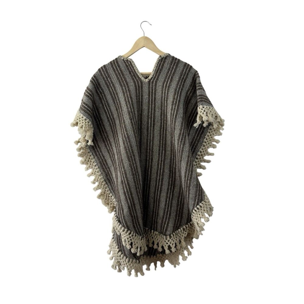 Vintage Poncho Blanket Sweater Pullover Fringe Boho Wool One Size Unisex READ